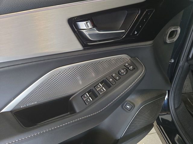 Certified 2023 Acura MDX FWD w/ Technology Package image 13