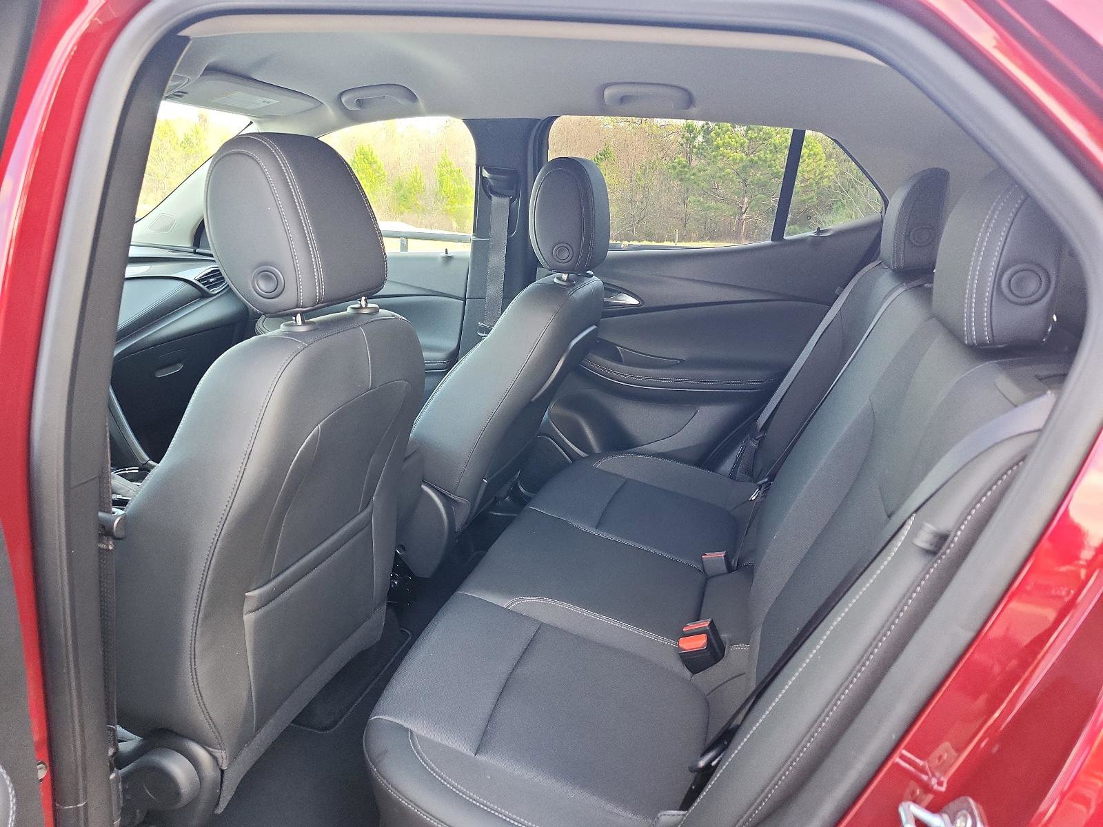 Used 2023 Buick Encore GX Preferred image 9