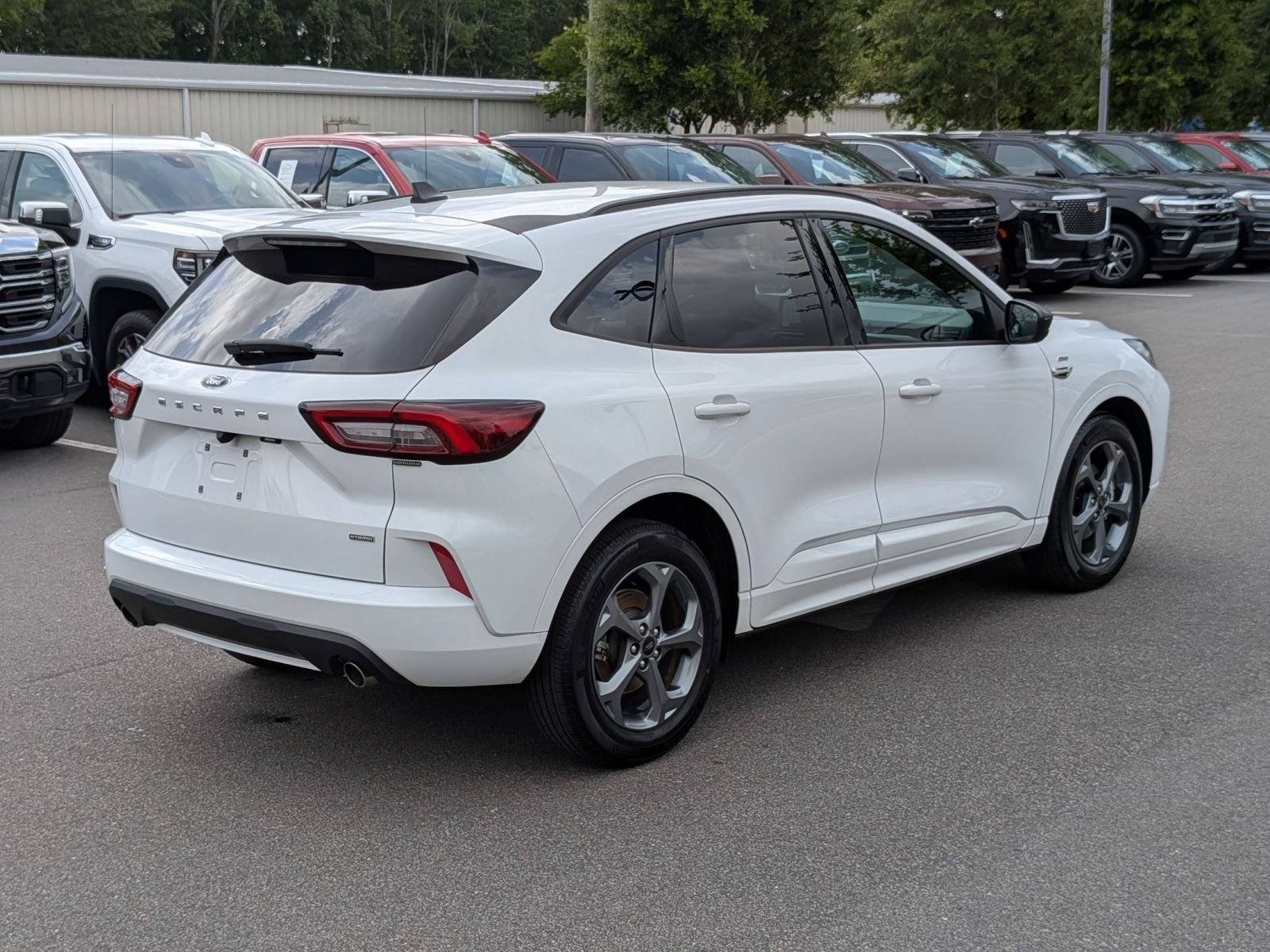 Used 2023 Ford Escape ST-Line w/ Equipment Group 301A FWD image 3