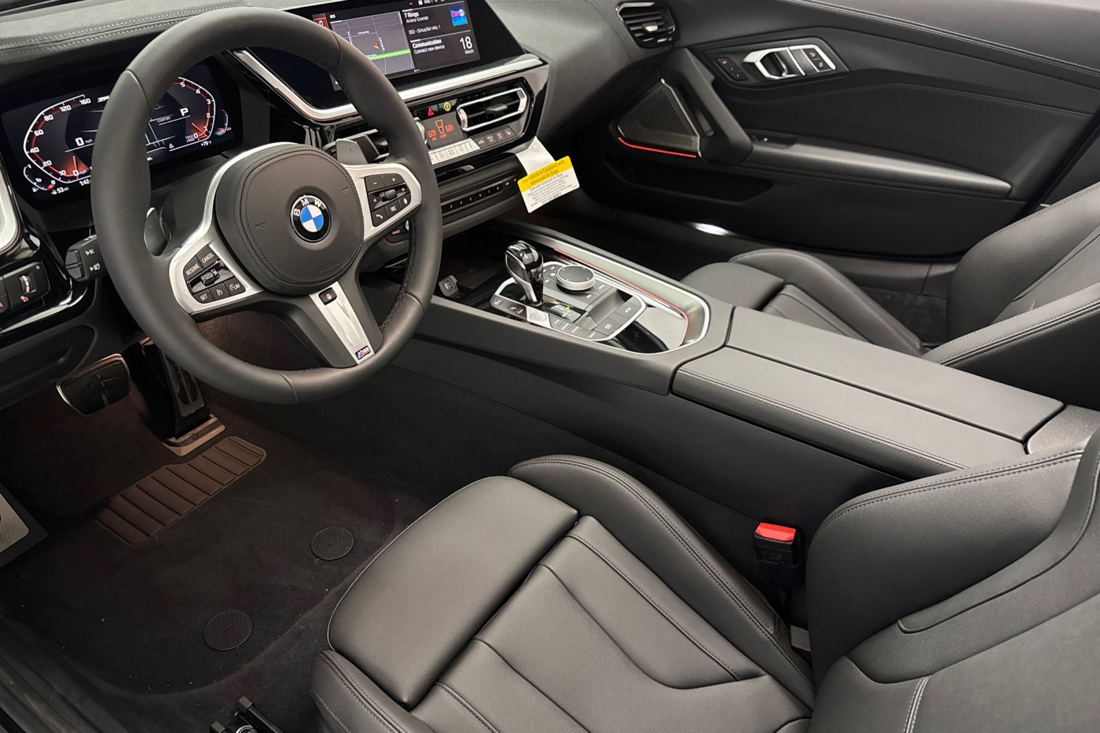 New 2026 BMW Z4 M40i w/ Premium Package image 4