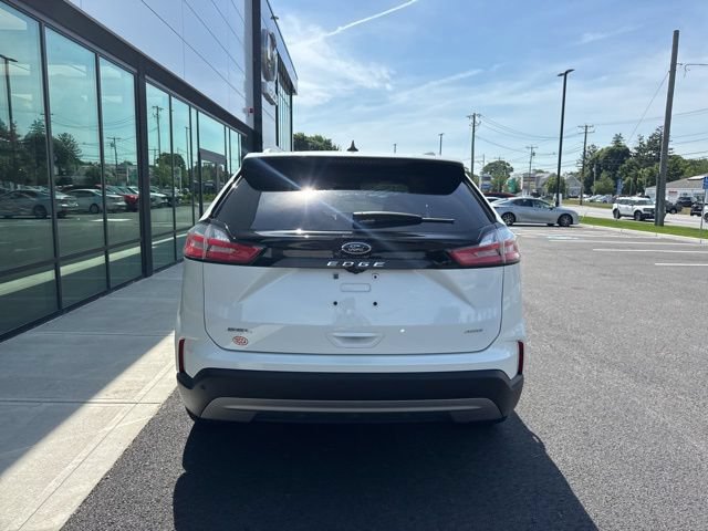Used 2023 Ford Edge SEL w/ Convenience Package AWD/4WD image 4