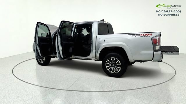 Used 2022 Toyota Tacoma TRD Sport w/ Technology Package AWD/4WD image 13