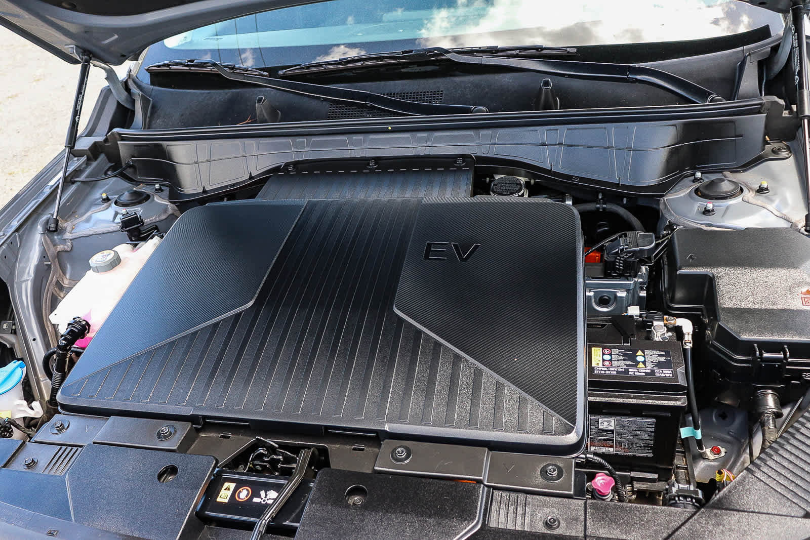 Used 2024 Hyundai Kona SEL FWD image 32
