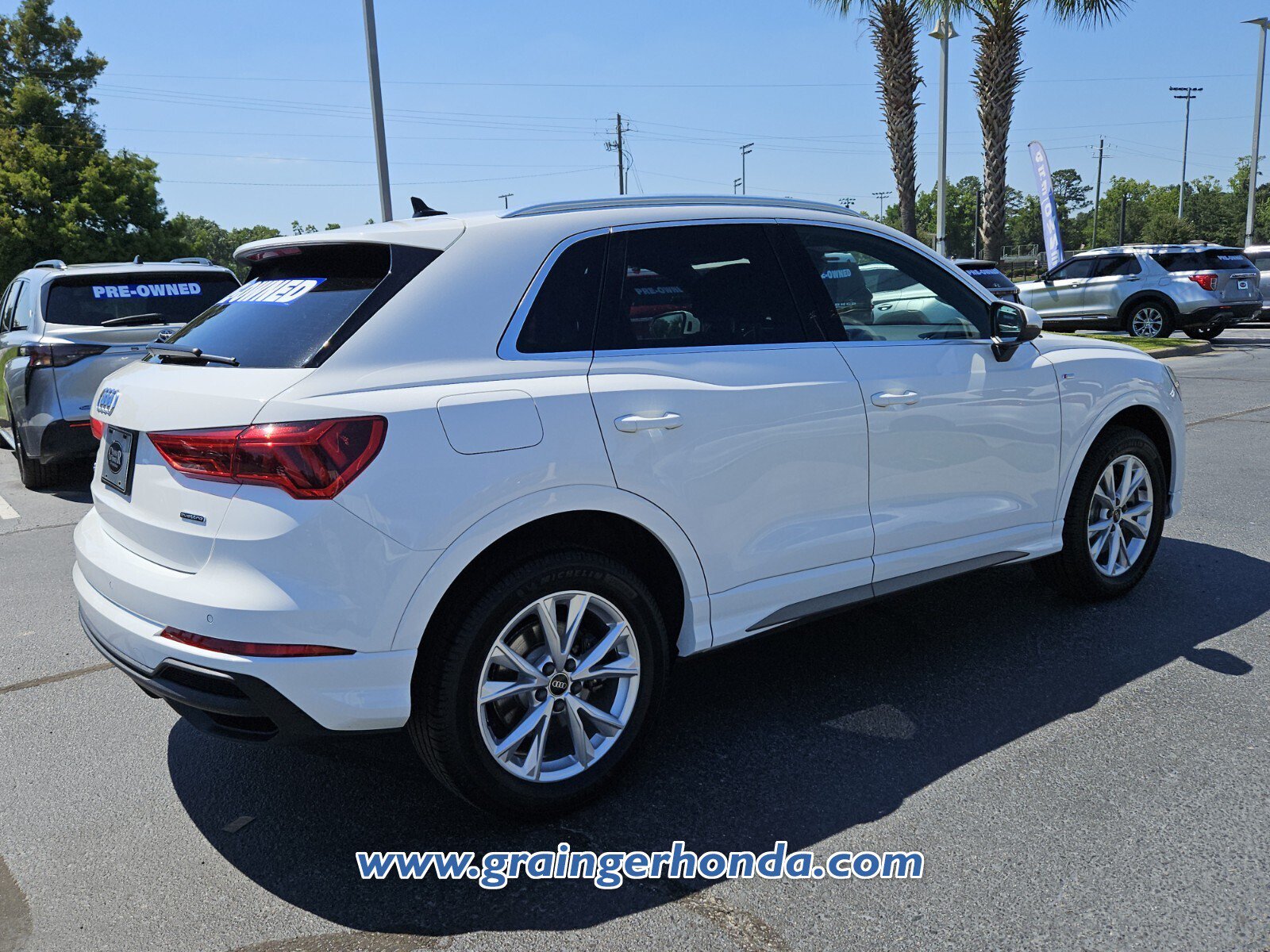 Used 2024 Audi Q3 2.0T Premium AWD/4WD image 5