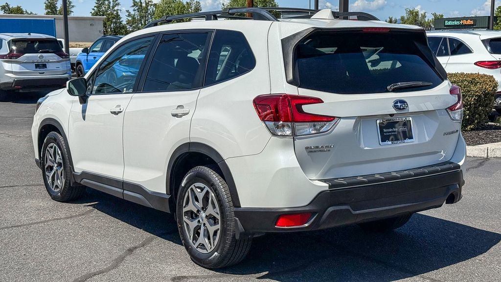 Used 2021 Subaru Forester Premium w/ Popular Package #1 AWD/4WD image 8