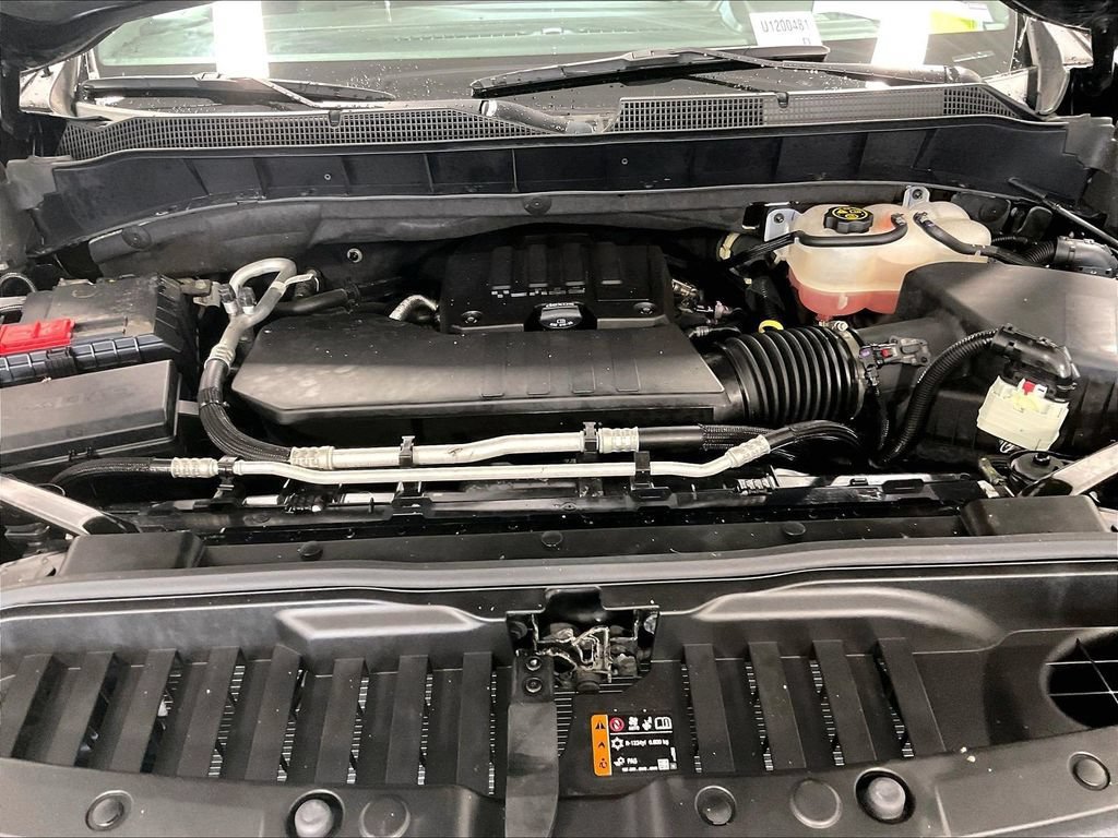 Used 2023 Chevrolet Silverado 1500 LT AWD/4WD image 35