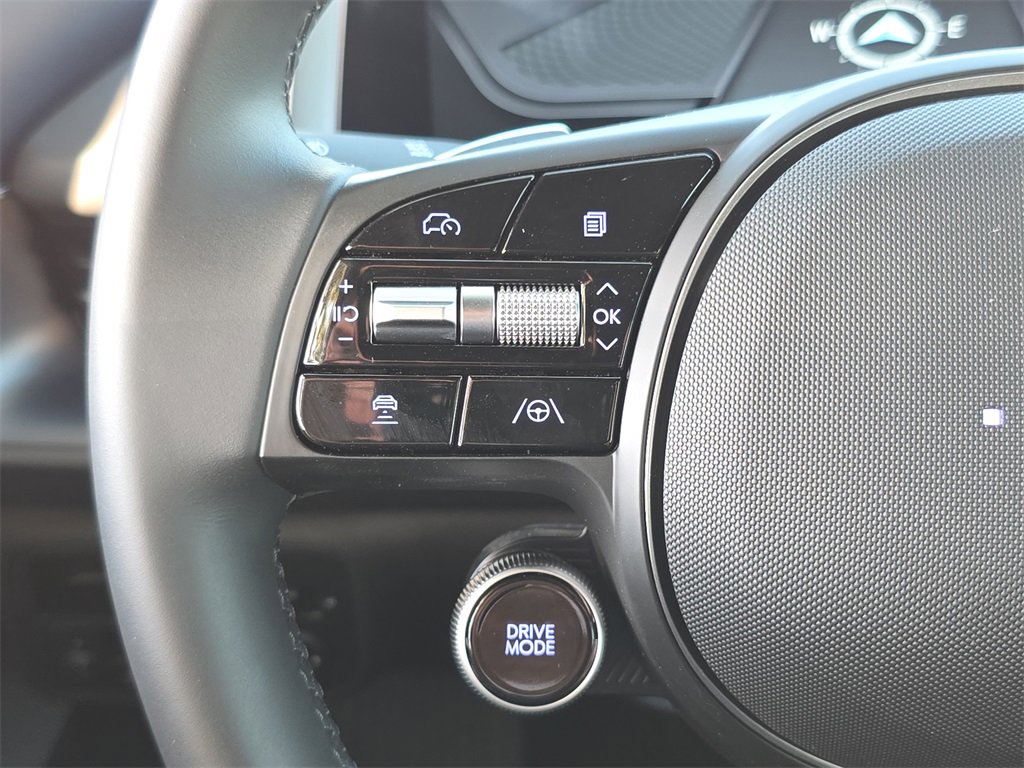 New 2023 Hyundai Ioniq 6 SEL image 25