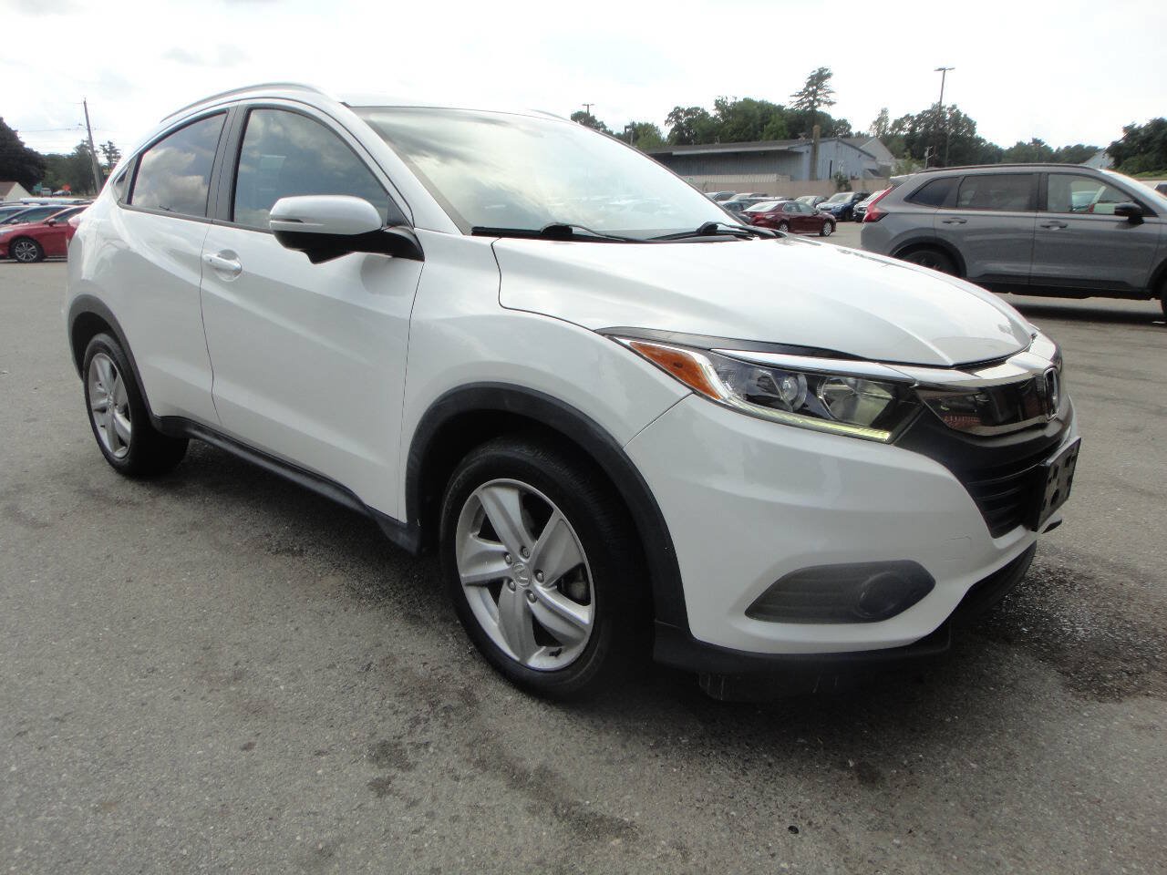 Used 2019 Honda HR-V EX image 3