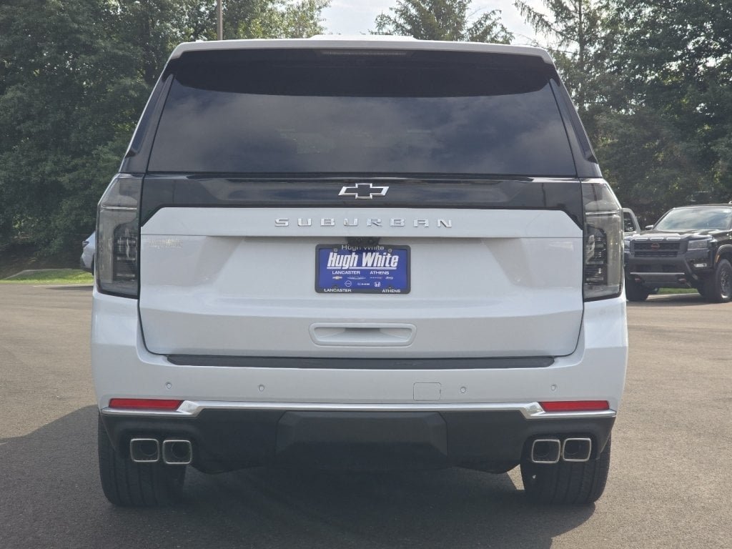 New 2026 Chevrolet Suburban High Country AWD/4WD image 13