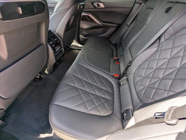 Certified 2024 BMW X6 xDrive40i w/ Premium Package image 20