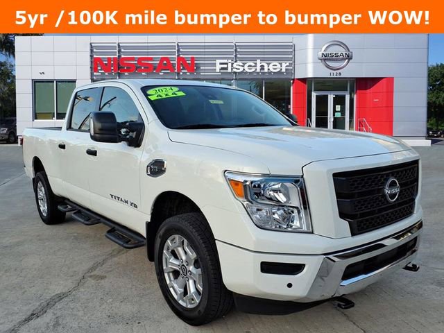 Used 2024 Nissan Titan SV w/ SV Convenience Package image 1
