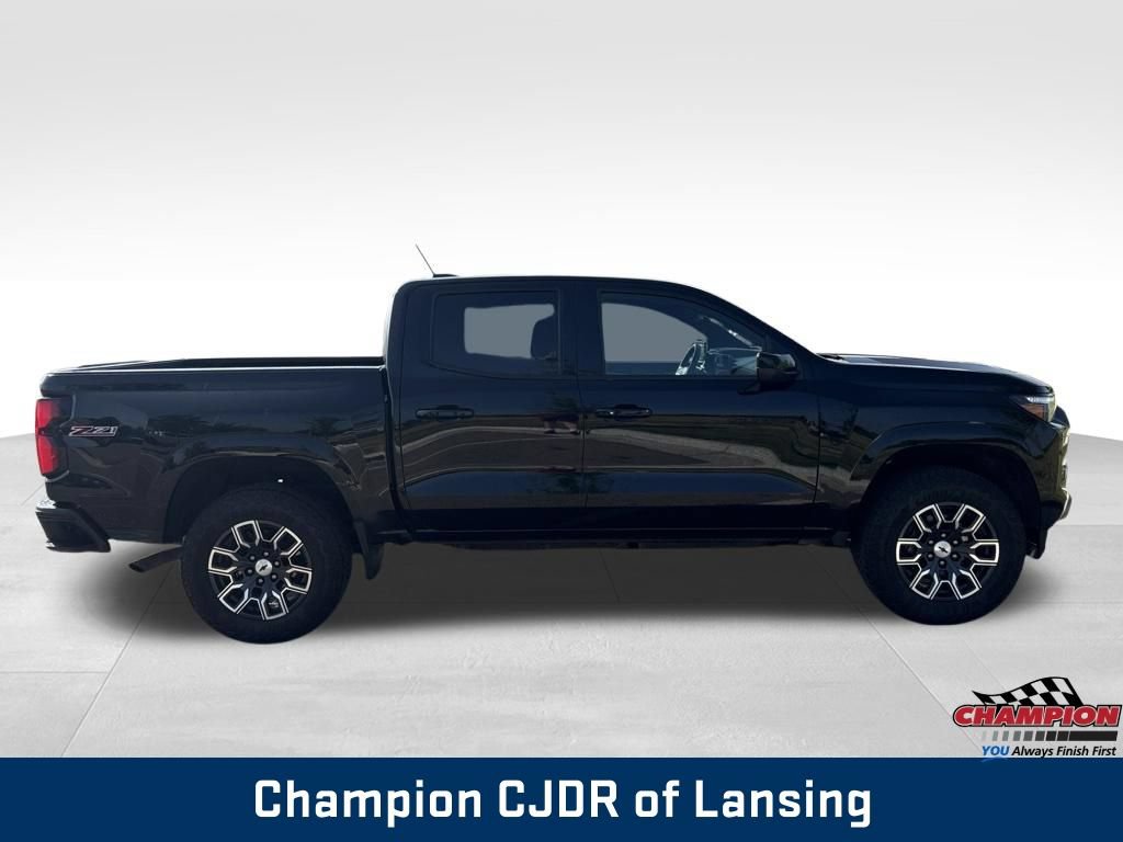 Used 2024 Chevrolet Colorado Z71 w/ Z71 Convenience Package 2 AWD/4WD image 8