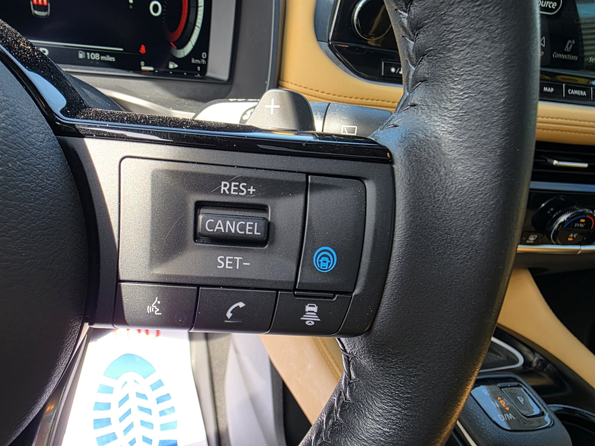 Used 2023 Nissan Rogue Platinum FWD image 23