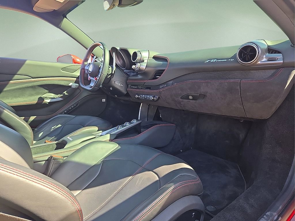 Used 2020 Ferrari F8 Tributo image 28