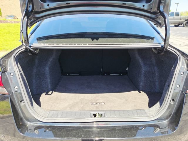 Used 2024 Nissan Versa SR image 9