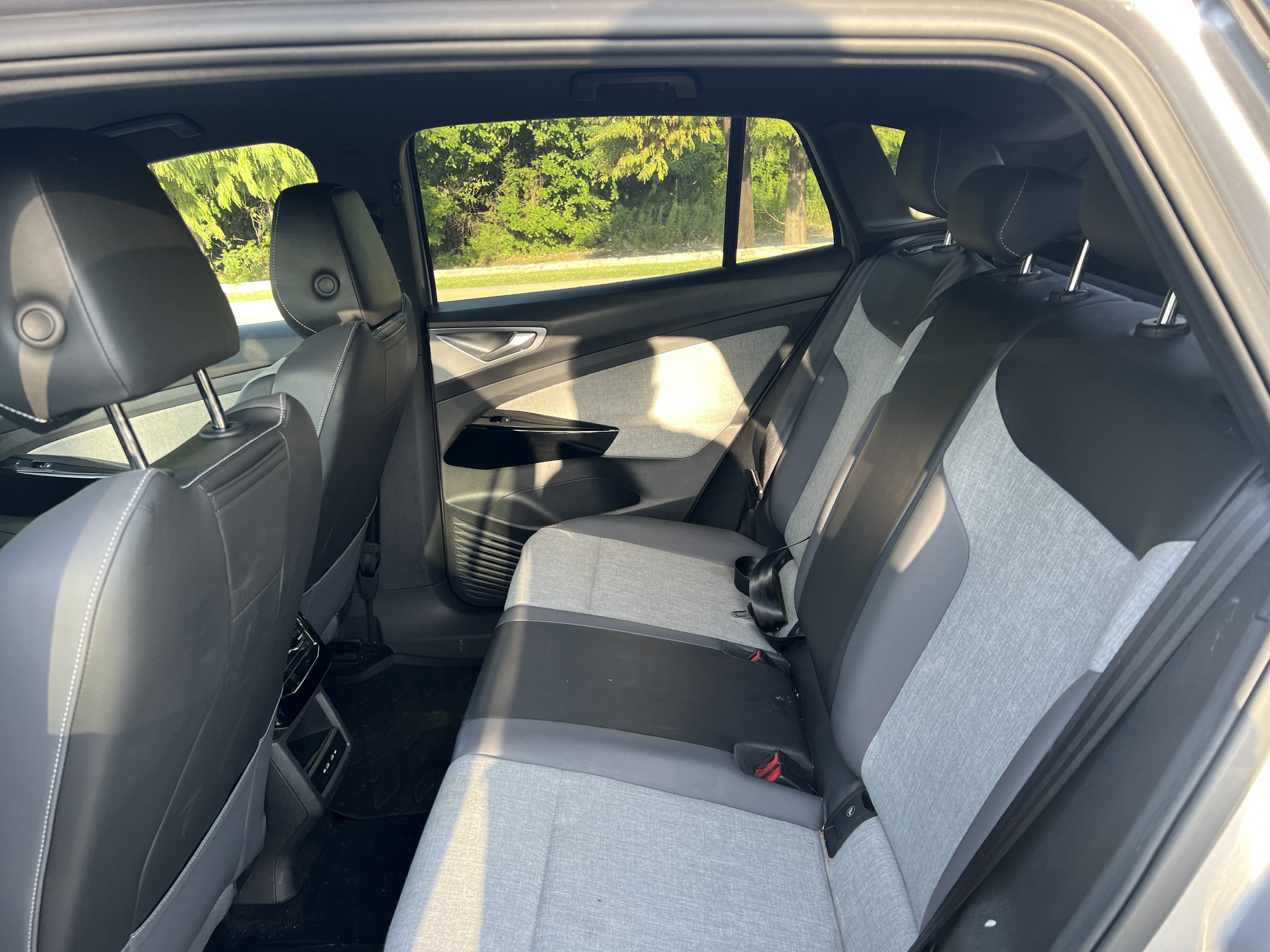 Certified 2023 Volkswagen ID.4 2WD image 29
