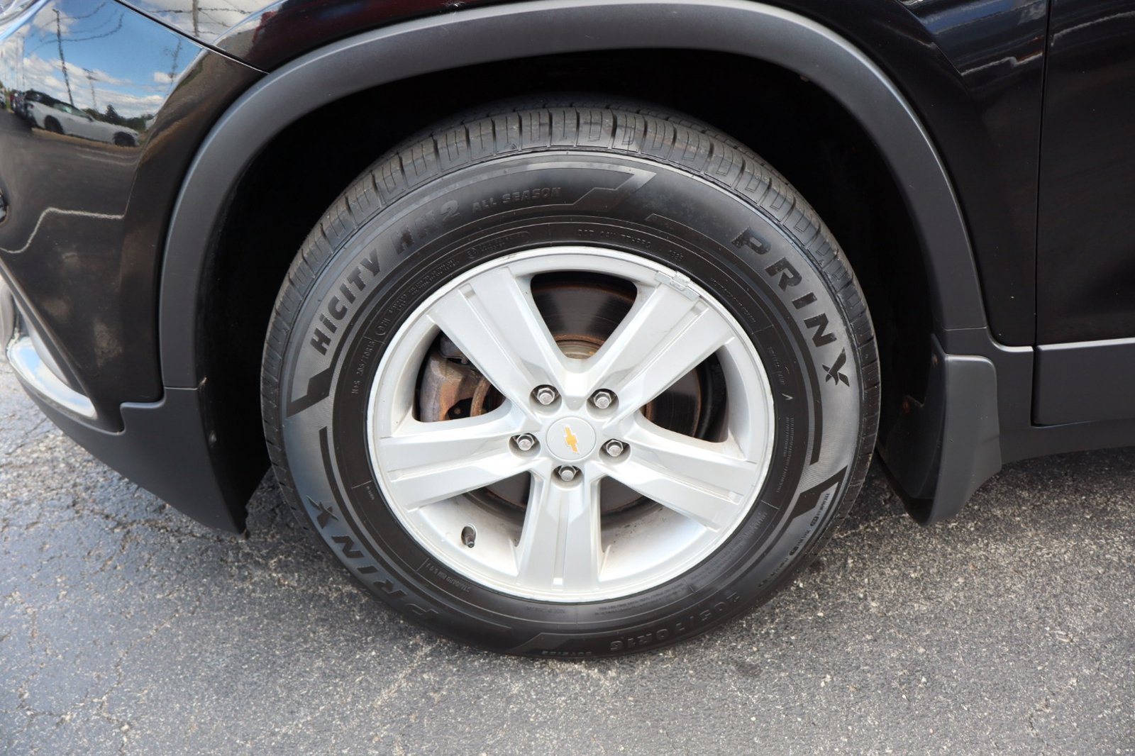 Used 2020 Chevrolet Trax LS w/ LPO, Protection Package FWD image 39