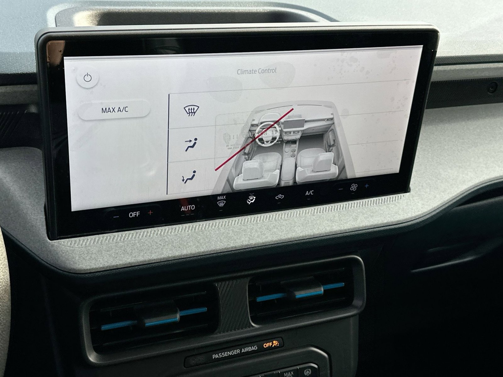 New 2026 Ford Maverick XLT image 25