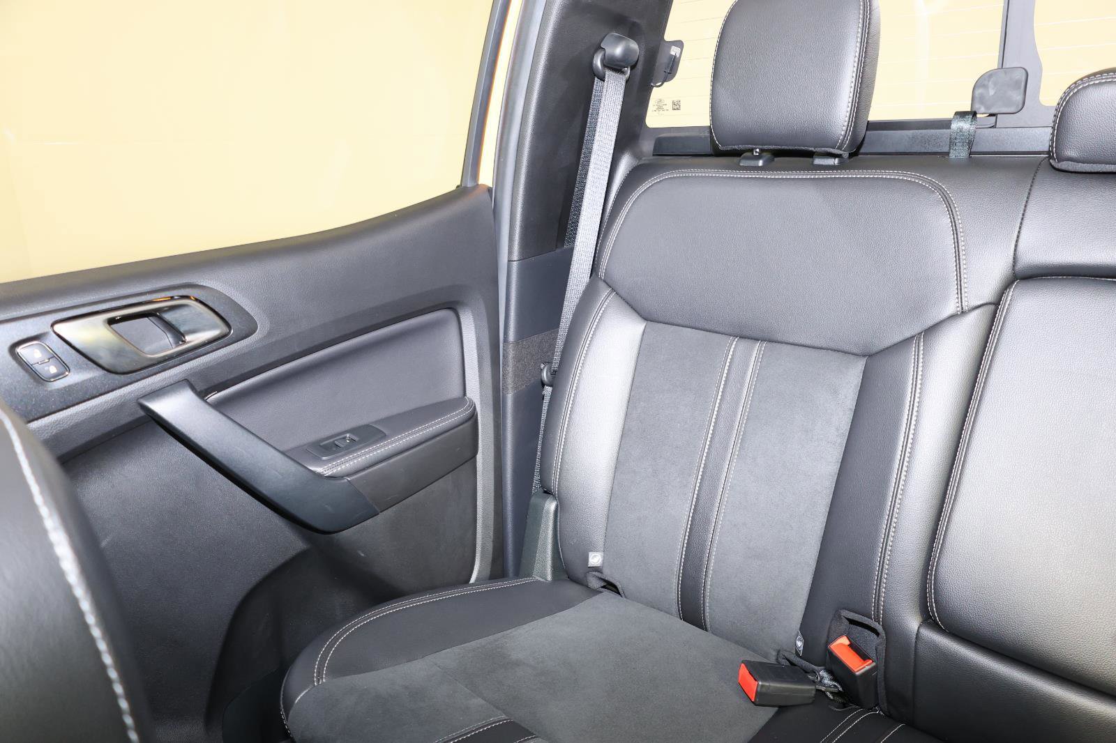 Used 2022 Ford Ranger Lariat w/ Tremor Off-Road Package image 12