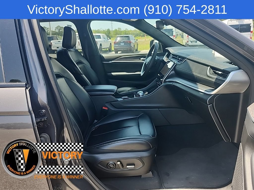 Certified 2024 Jeep Grand Cherokee Limited 4xe AWD/4WD image 35