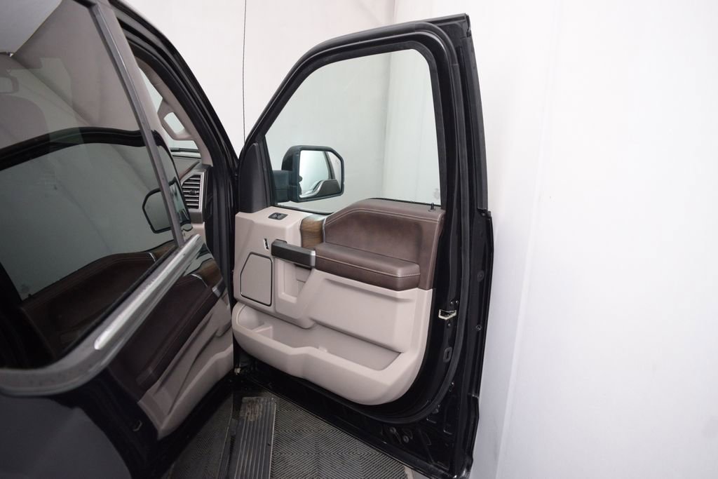 Used 2020 Ford F150 Limited w/ Trailer Tow Package image 15