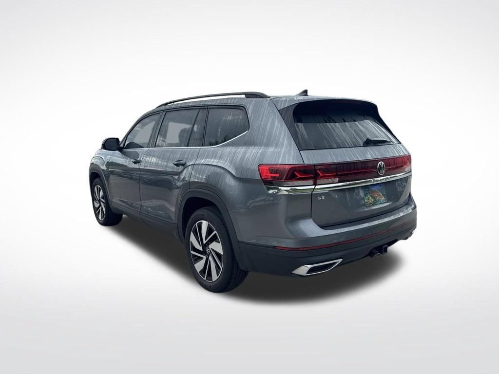Used 2024 Volkswagen Atlas SE FWD image 6