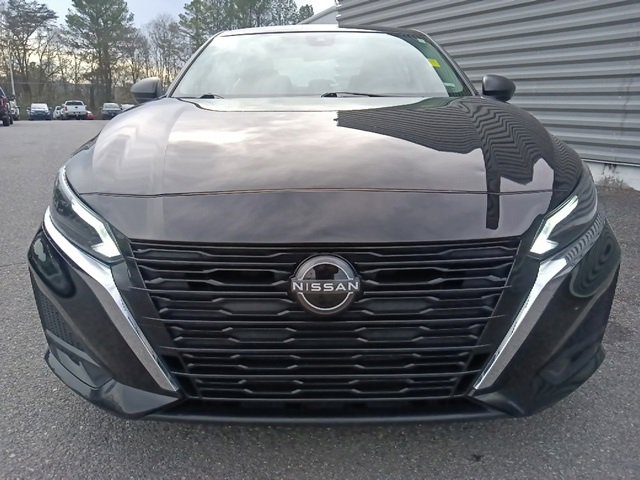 Used 2024 Nissan Altima 2.5 SV image 8