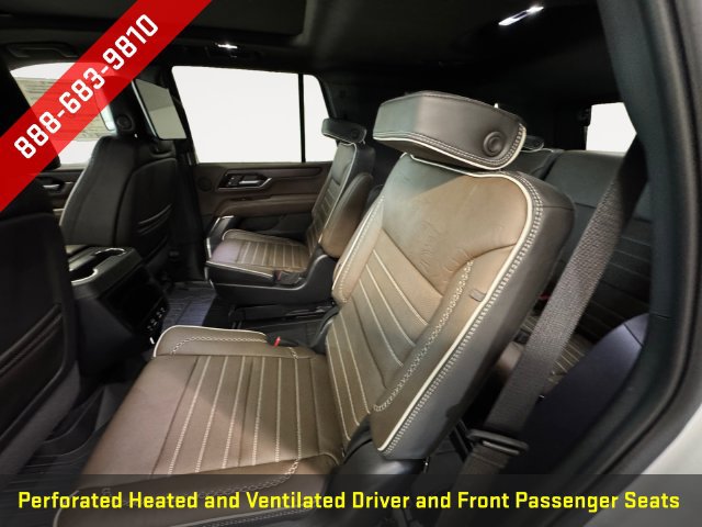 New 2026 GMC Yukon Denali Ultimate w/ LPO, Floor Liner Package AWD/4WD image 22