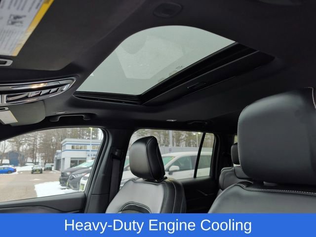 Used 2023 Jeep Grand Cherokee L Laredo image 28