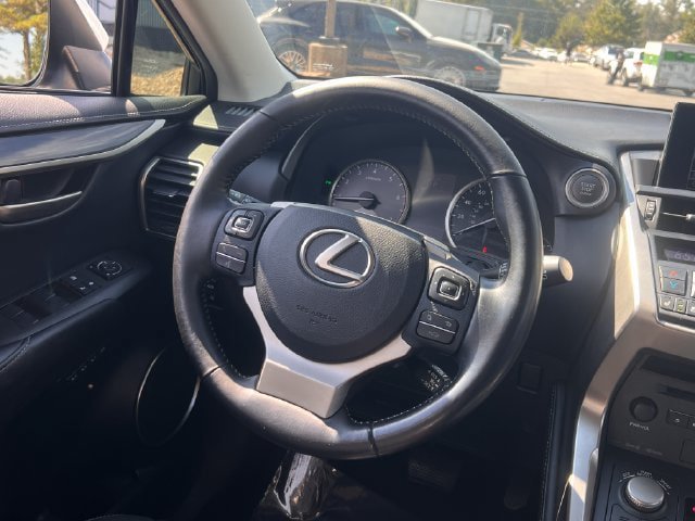 Used 2016 Lexus NX 200t FWD w/ Luxury Package image 18
