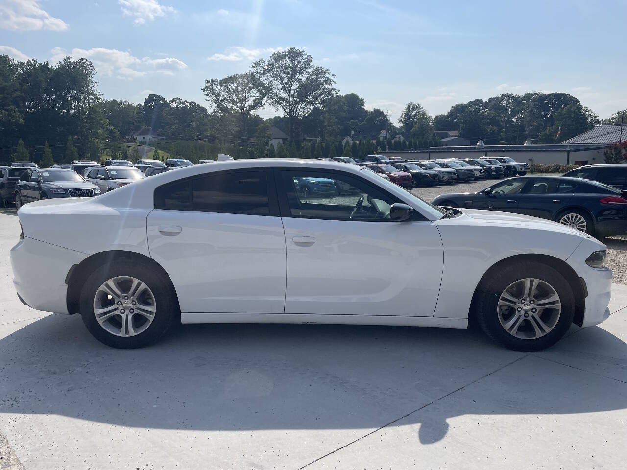 Used 2023 Dodge Charger SXT RWD image 10