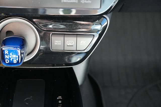 Used 2020 Toyota Prius Prime XLE FWD image 34