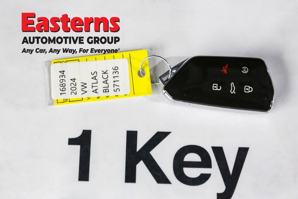 Used 2024 Volkswagen Atlas SE image 24