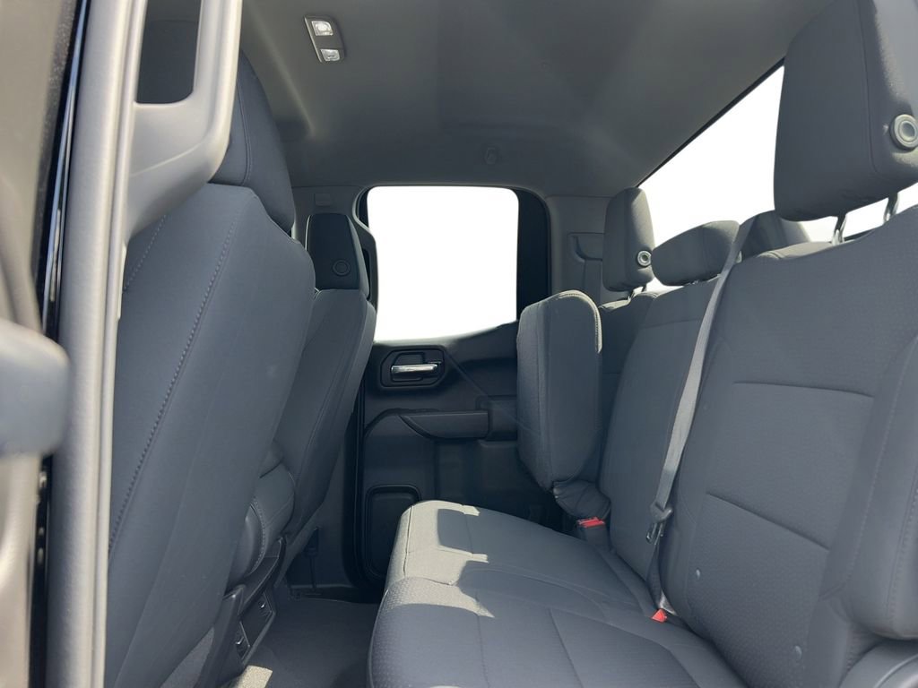 Used 2019 Chevrolet Silverado 1500 Custom Trail Boss w/ Custom Convenience Package AWD/4WD image 7