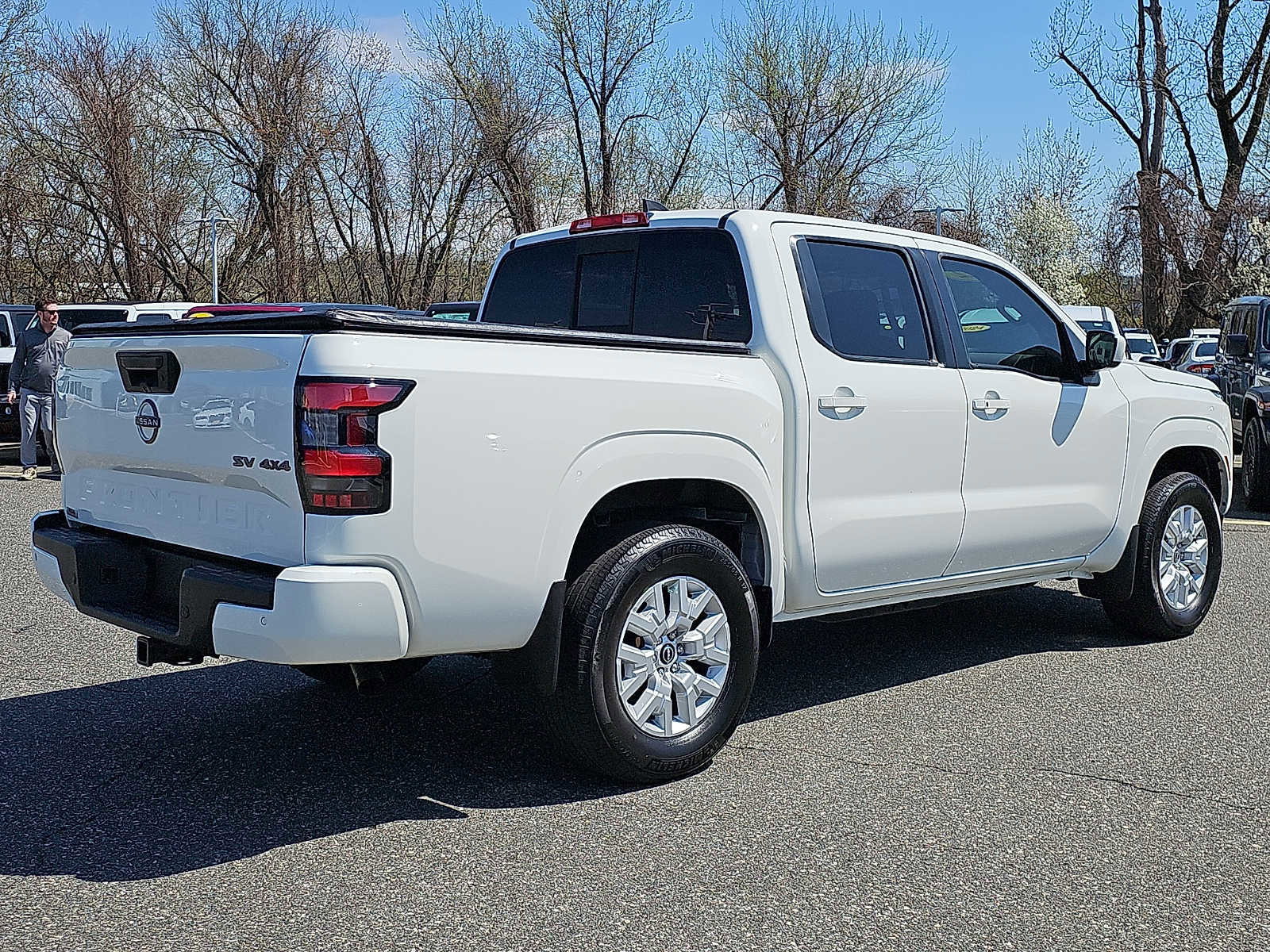 Used 2022 Nissan Frontier SV image 6