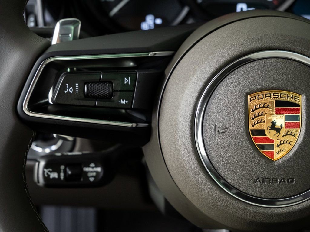 New 2026 Porsche Macan image 10