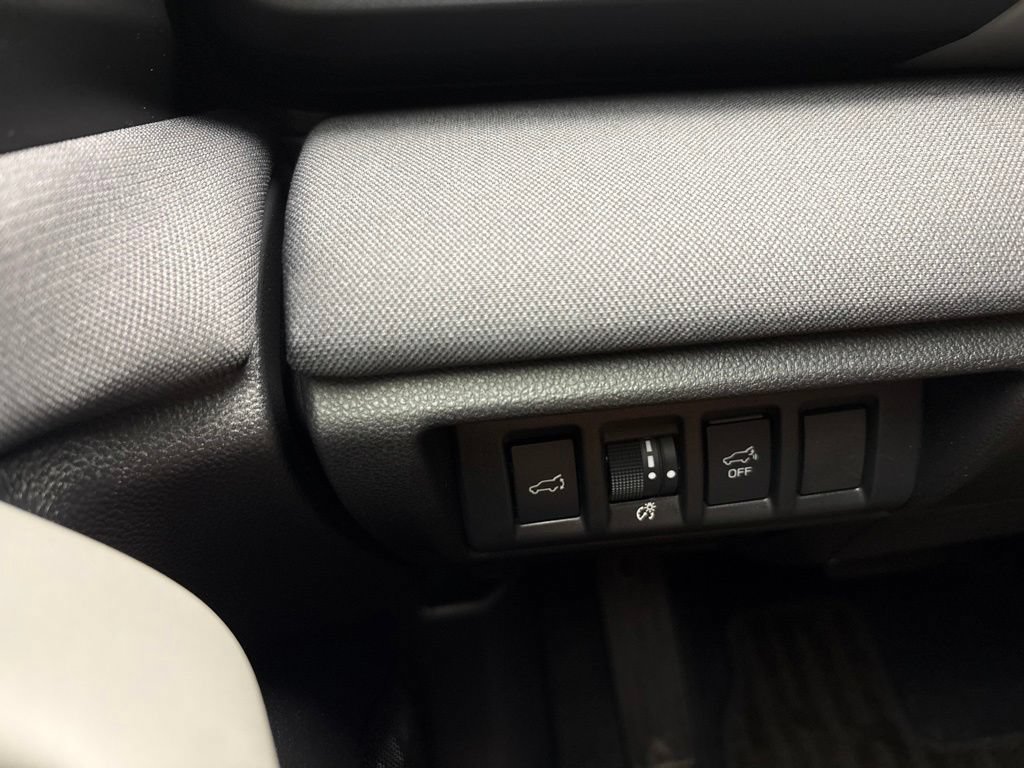 Used 2025 Subaru Outback Premium AWD/4WD image 39