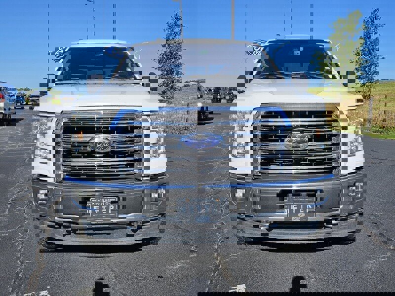 Used 2017 Ford F150 XLT w/ Equipment Group 302A Luxury image 2