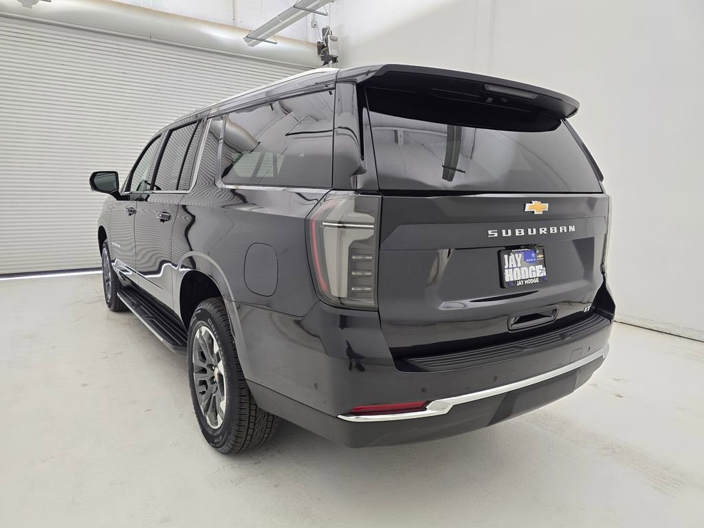 New 2026 Chevrolet Suburban LT w/ Comfort Package image 39