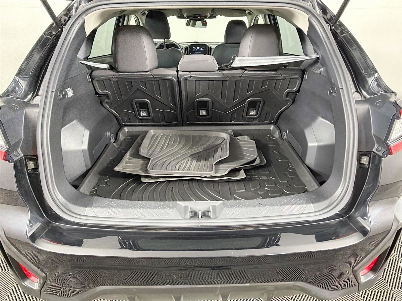 Used 2024 Subaru Crosstrek 2.0i Premium w/ Crosstrek Mirror Package AWD/4WD image 23