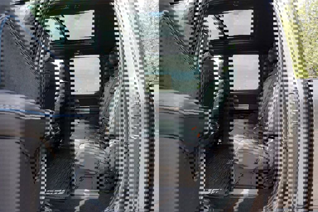 Used 2026 Ford F450 Platinum AWD/4WD image 21