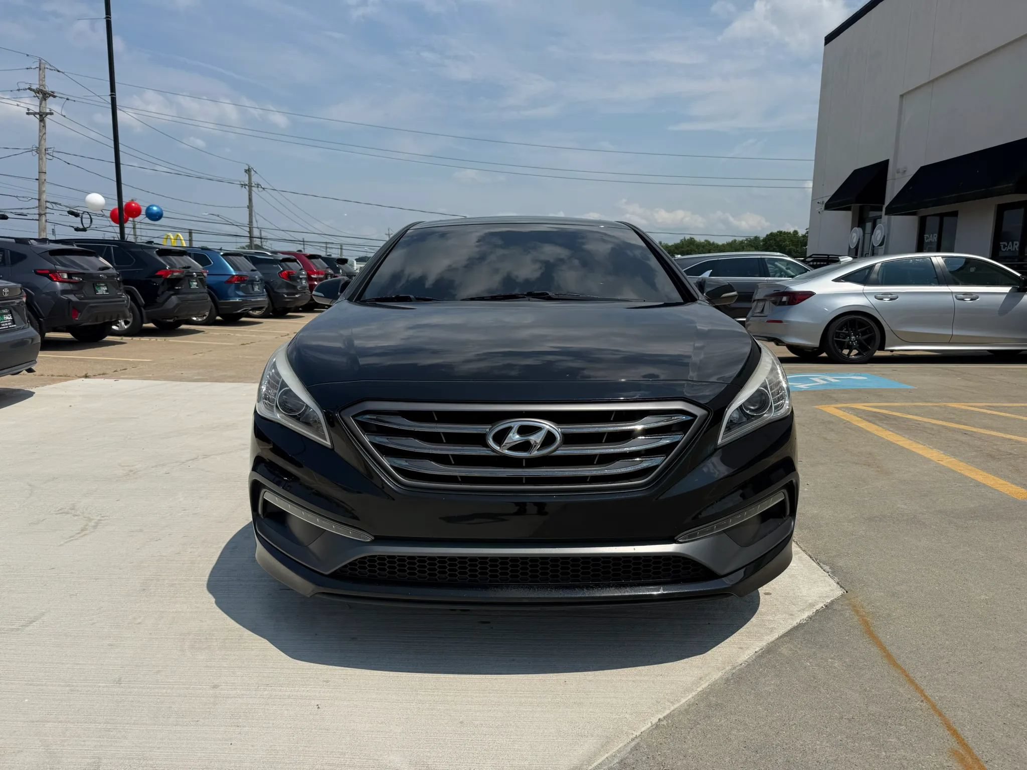 Used 2017 Hyundai Sonata Sport w/ Value Edition Package 02 FWD image 2