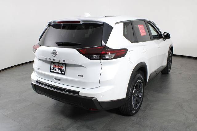 Certified 2025 Nissan Rogue SV AWD/4WD image 4