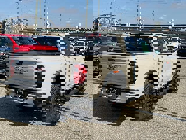 New 2026 GMC Canyon Elevation w/ Convenience Package image 6