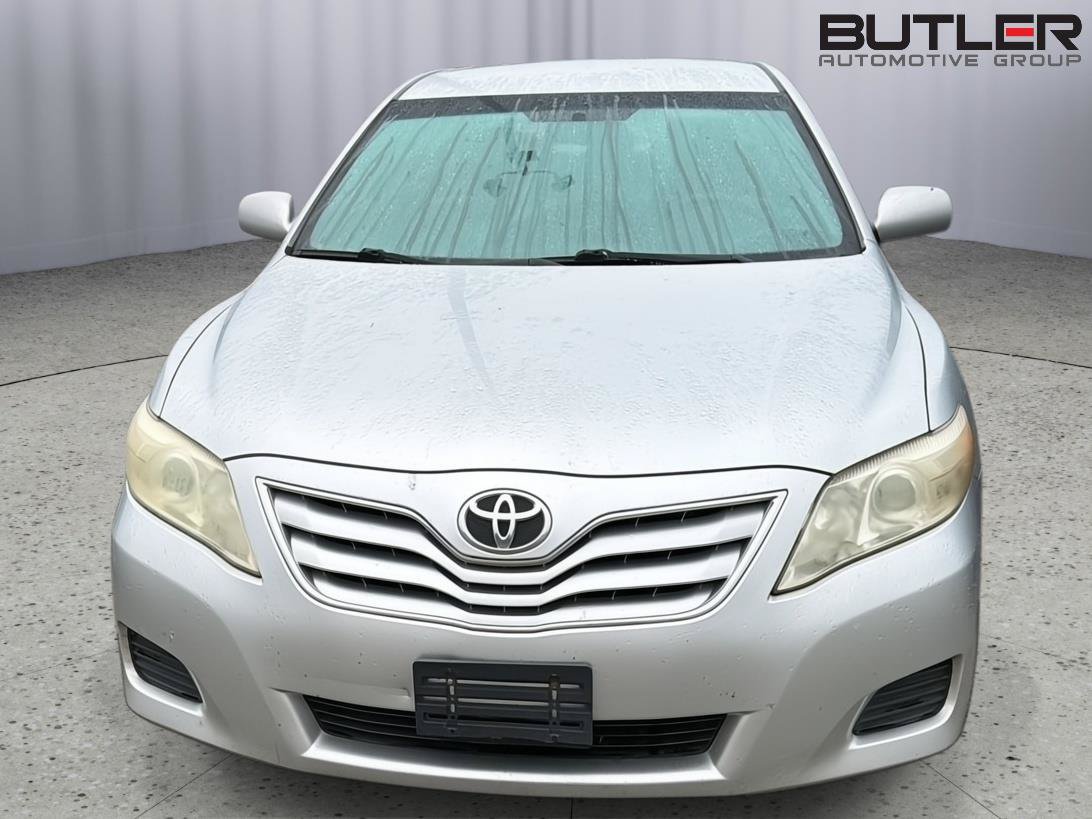 Used 2010 Toyota Camry LE FWD image 4
