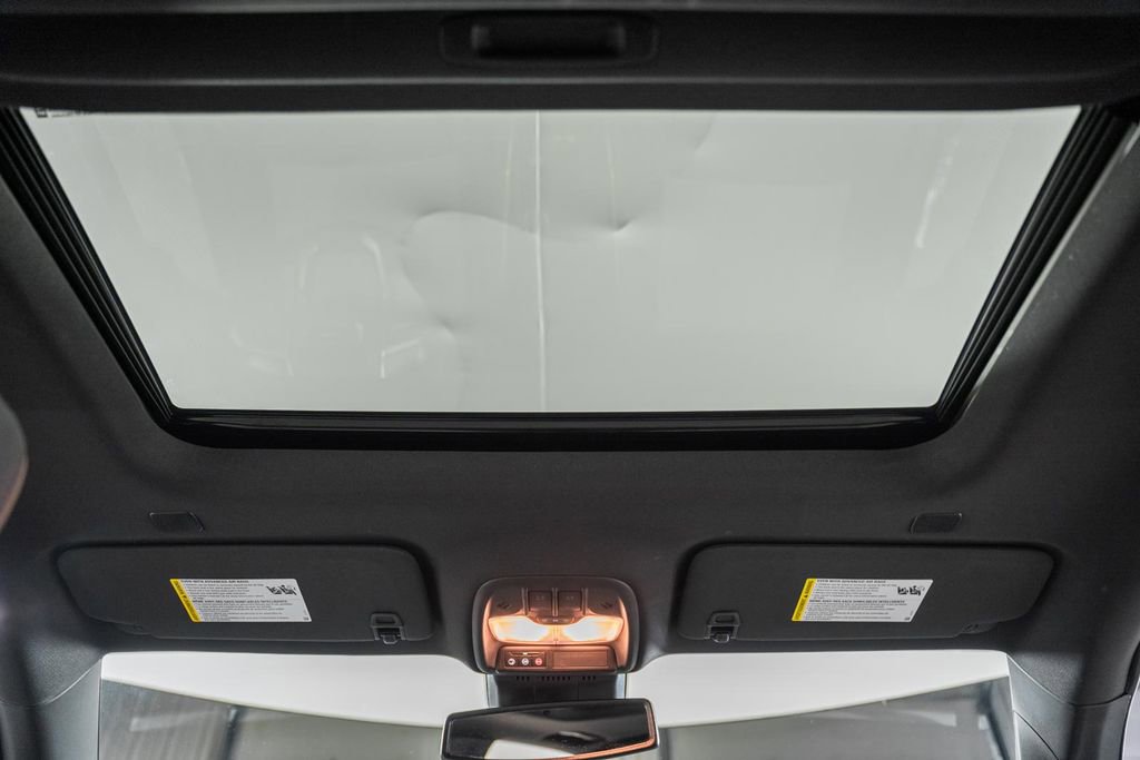 Used 2026 GMC Canyon Denali image 32