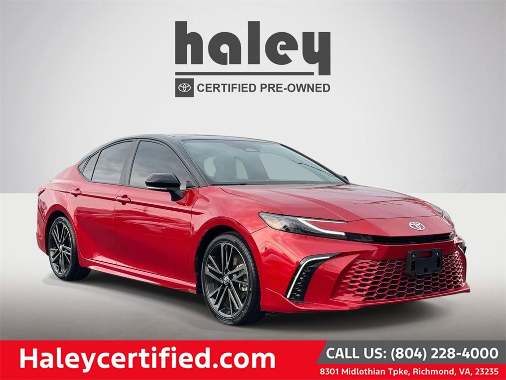 Used 2025 Toyota Camry XSE image 1