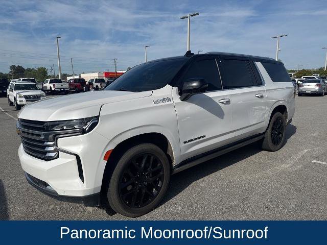 Used 2021 Chevrolet Suburban High Country w/ Premium Package 2 AWD/4WD image 3