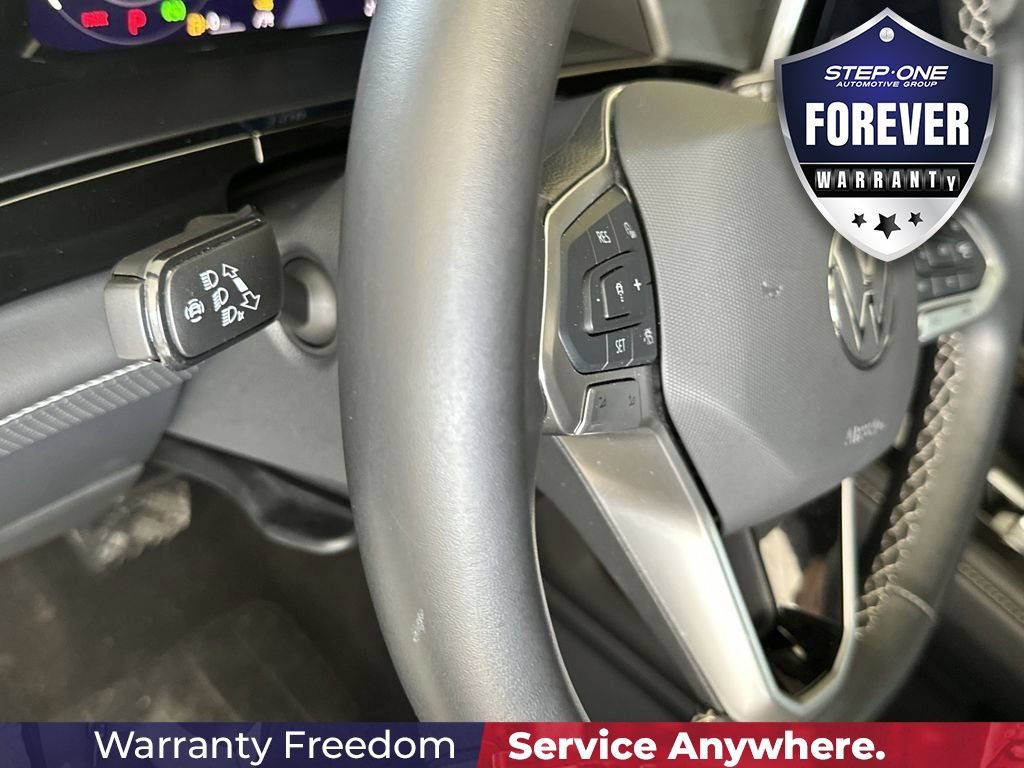 Used 2025 Volkswagen Atlas Cross Sport SE FWD image 20