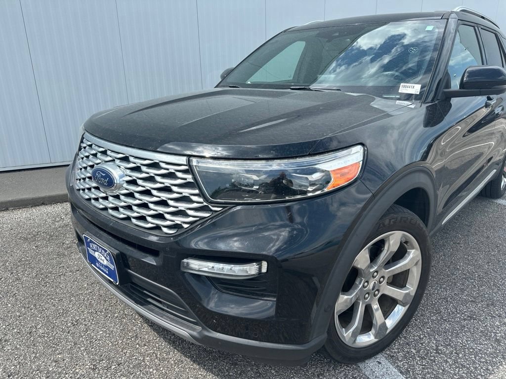 Used 2020 Ford Explorer Platinum w/ Premium Technology Package AWD/4WD image 2